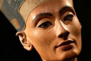 Antik Mısır’da Bir Kraliçe: Nefertiti