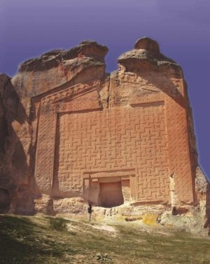 Midas Yazılıkaya Örenyeri: Frig Vadisi’nin Gizemli Anıtı